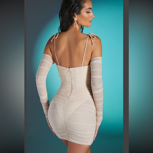 Oh Polly AMIENS
Tie Mesh Mini Dress in Sand - Picture 2 of 7